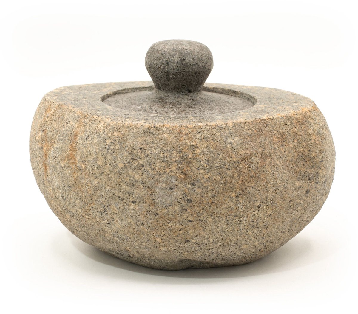 Aardingspot van natuurlijke rivierstenen - Groot (ca. 15x12 cm)