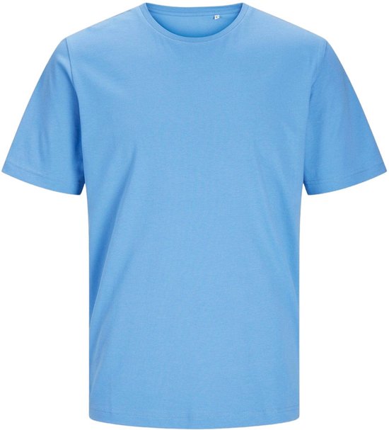 Blauwe T-shirt met korte mouwen en ronde hals, op een witte achtergrond.