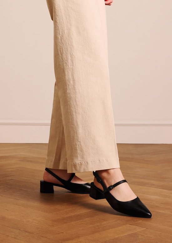 Manfield - Femme - Slingbacks en cuir noir - Taille 42