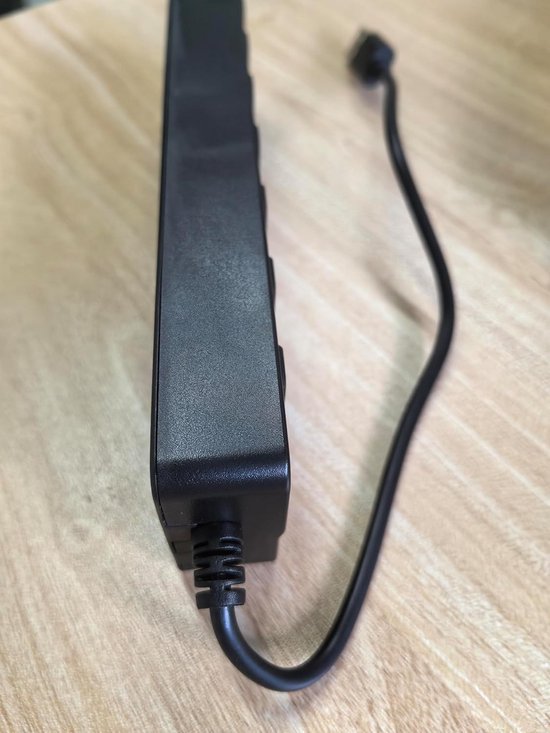 USB 3.0 Splitter 7 Poorts met 5V/2A Adapter en Individuele Aan/Uit-schakelaar van Merkloos — afbeelding 3