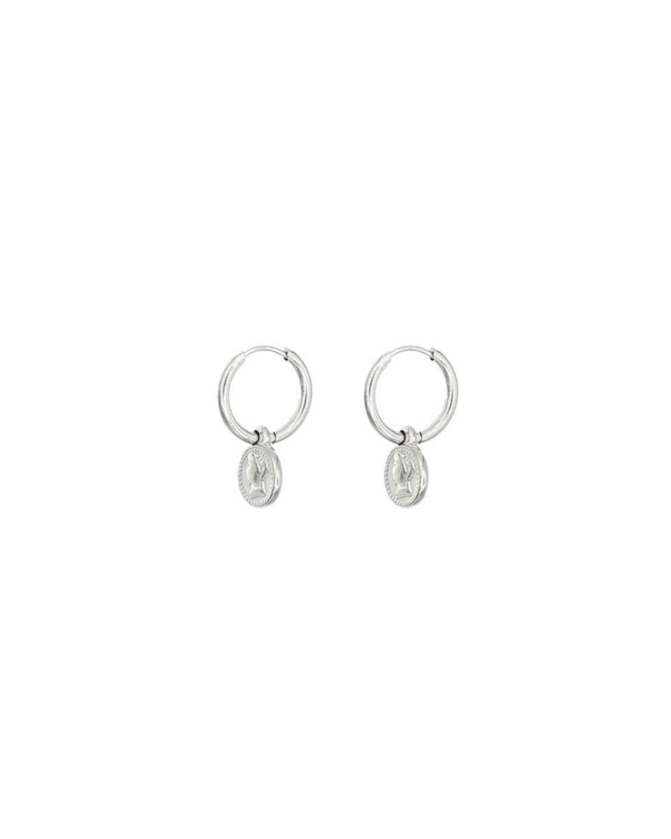 Mint15 Minimalistische oorringen 13mm - Oorbellen 'Little Coin' met klein muntje 8mm - Zilverkleur RVS/Stainless Steel
