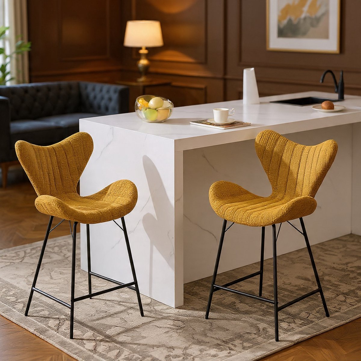 Moderne Chenille Barkrukken Set van 2 – L-Vormige Keuken- & Barstoelen – Gele Bekleding – Met Metalen Poten – Comfortabel & Stijlvol voor Keukeneiland of Eetkamer-Casa Serena – Afmetingen op aanvra...