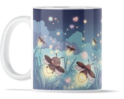 Kawaii Mok Vuurvliegjes Nacht - Japanse Anime Stijl Beker - Cute Glowworms Glow in the Dark Design - Verjaardagscadeau voor haar: Vrouw, Vriendin of Collega - Vrolijke Koffiebeker Kantoor - Lieve Insecten Illustratie - Pastel Blauw Geel