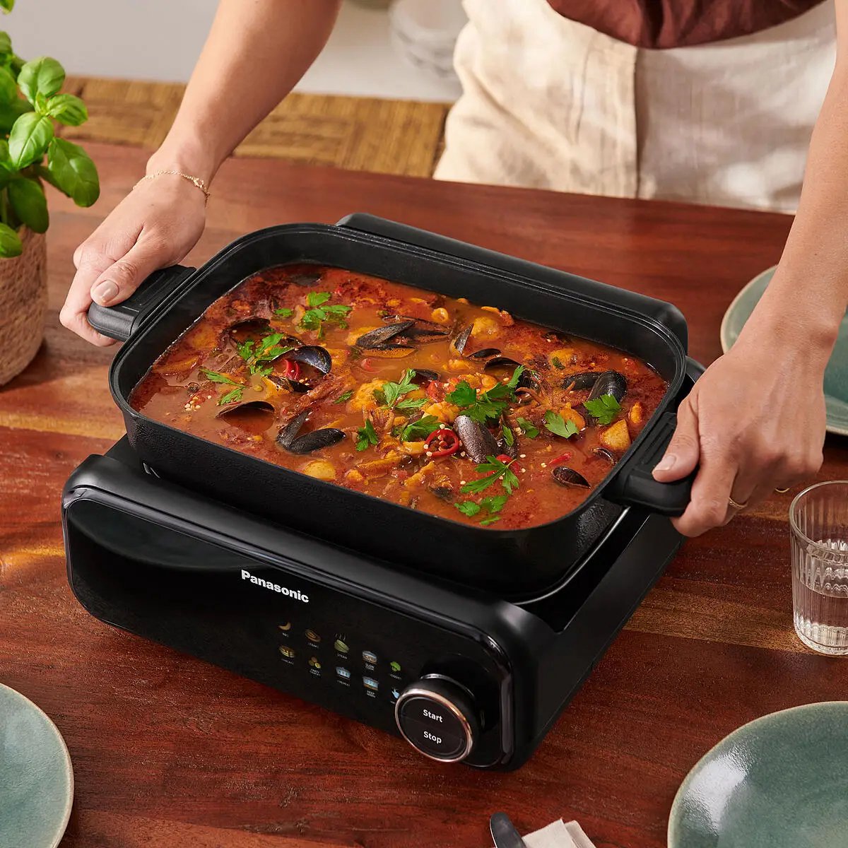 Panasonic NF-GM600KXE Multi-Cooker Tafelgrill met Rookafzuiging - afbeelding 3