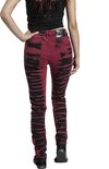 Dames jeans rood met zwart tie-dye patroon, gezien vanaf de achterkant.