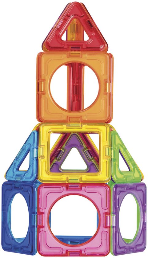 Een huisvormige constructie van veelkleurige magnetische bouwstenen met een rode driehoek als dak.