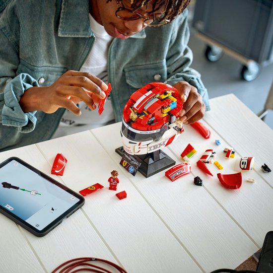 LEGO Editions Scuderia Ferrari HP Casque de Charles Leclerc - 43014