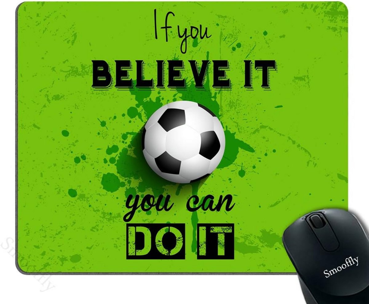 Inspirerende Gaming Muismat met Voetbalthema en Citaat
