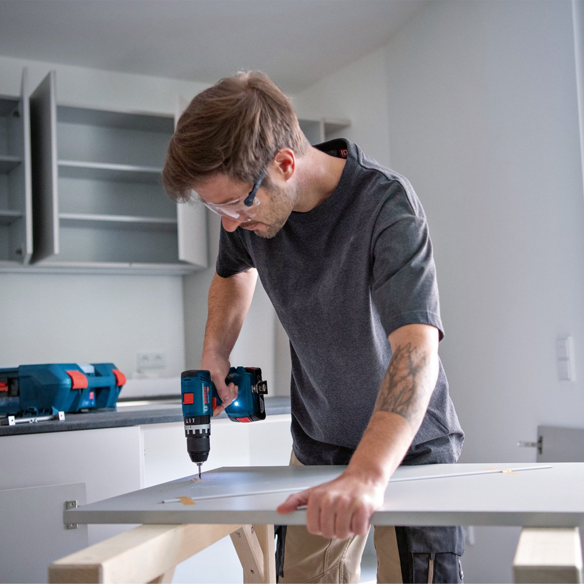 Bosch GSB 18V-45 Schroefklopboormachine thumbnail 2
