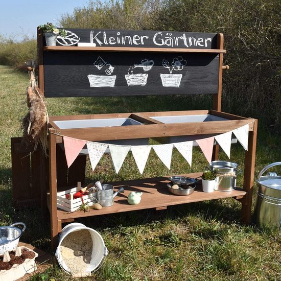 Modderkeuken voor kleine tuinders - Houten buitenkeuken met krijtbord en uitneembare speelbakken van Axi — afbeelding 2