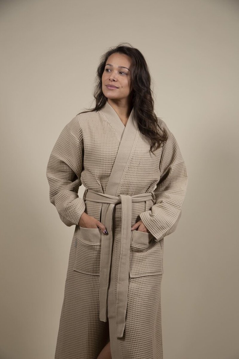 Sauna Wafel Badjas Dames – Cozylion – 100% Duurzaam Katoen – Oeko-Tex – Beige – Kimono Stijl – Wafel Badjassen Vrouwen – Sauna & Wellness Ochtendjas voor Vrouw