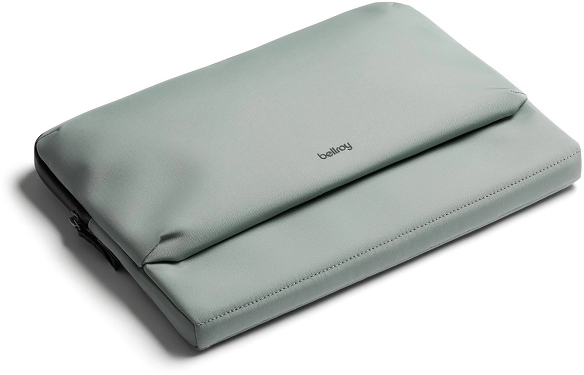 Bellroy Caddy Sleeve MacBook Pro/Air 15/16 – Gemaakt van Gerecyclede Materialen – Beschikbaar in Diverse Kleuren – Compacte Afmetingen van 280 × 370 × 25 mm - Groen
