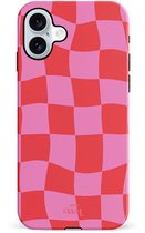 xoxo Wildhearts Drunk In Love - Double Layer - Hoesje geschikt voor iPhone 17 hoesje - Blokjes print roze - Hardcase - Shockproof case - Dubbele beschermlaag - Beschermhoes met golvende print - Roze / Rood