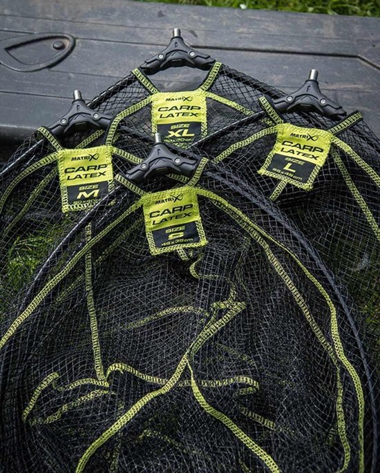 Matrix Carp Latex Landing Net - Maat : Small - 45x35cm van Matrix — afbeelding 4