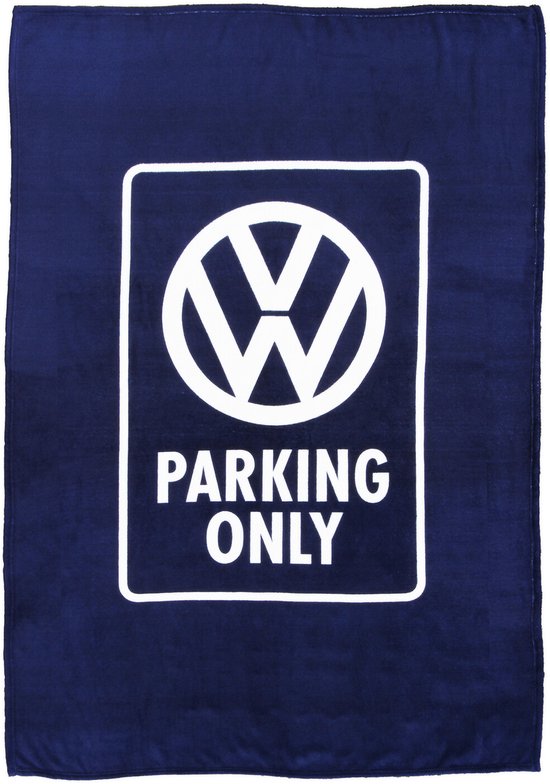 Donkerblauwe fleece deken met wit VW logo en tekst 'PARKING ONLY' in een rechthoek.