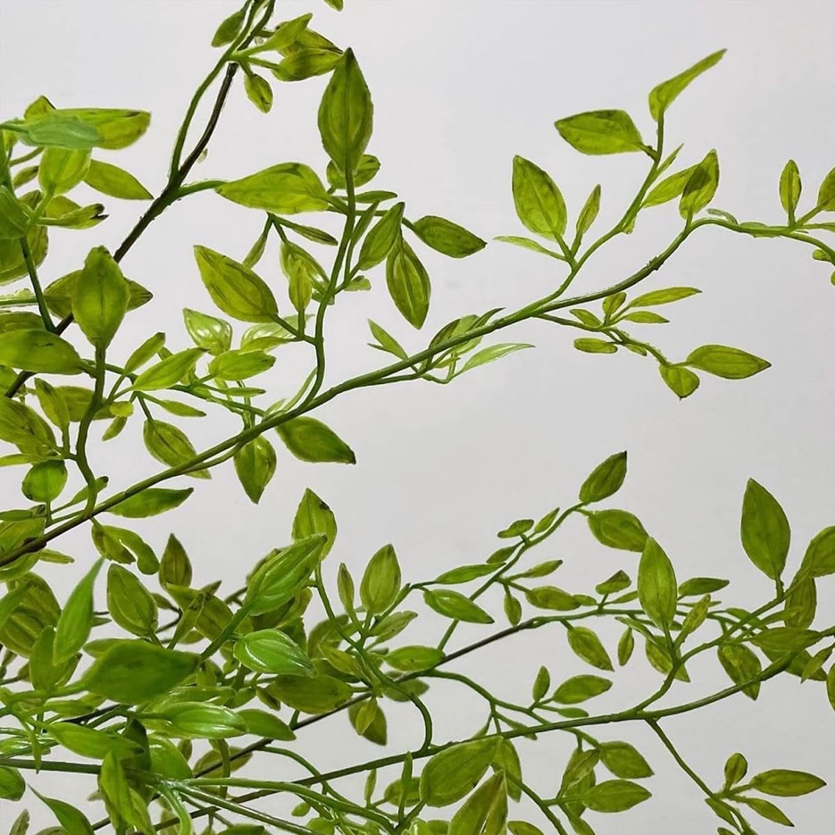 Famanu - 3 stuks kunstplanten takken 110 cm groene eucalyptus kunstplanten stammen faux groenery bladeren voor vazenvullers bruiloft tuin thuis decoratie
