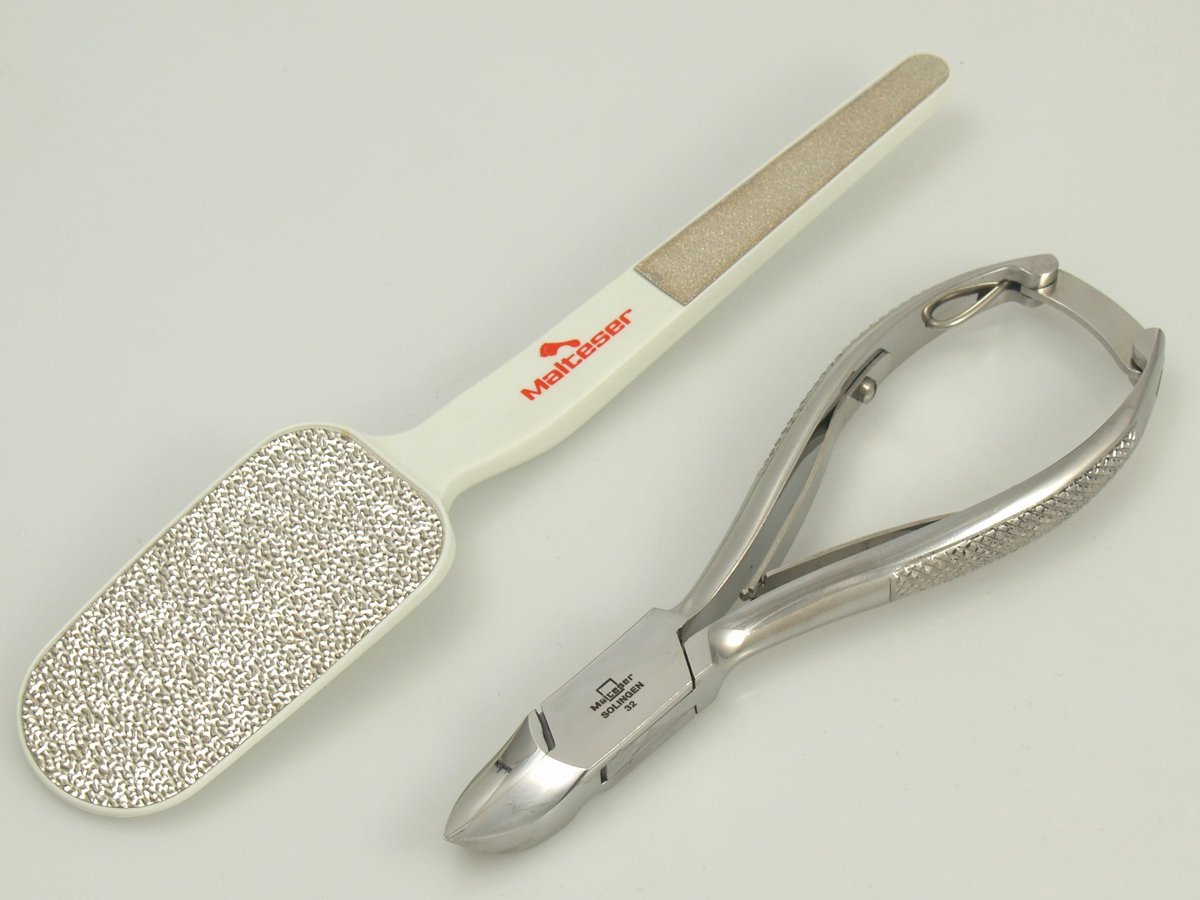 Malteser Pedicuretang 14Cm En Rasp 19.5Cm Nikkel (1 set)