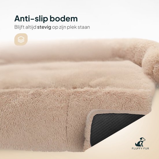 Detail van de anti-slip bodem van een beige hondenmand.