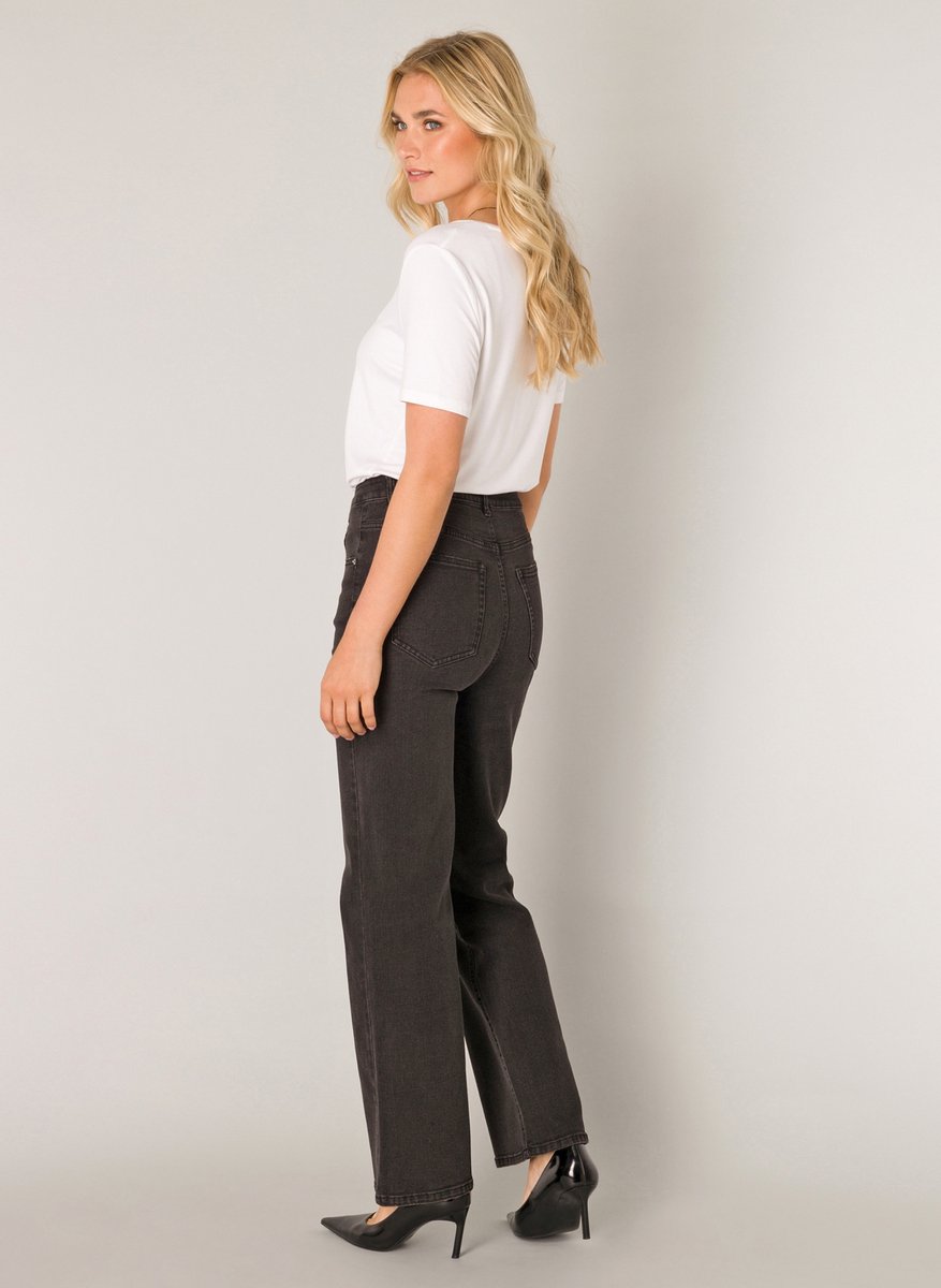 BASE LEVEL Amy Bottoms - Black - maat W48 / L32