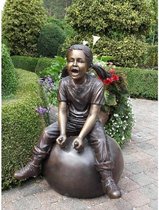 Tuinbeeld - bronzen beeld - Meisje op bal - 92 cm hoog