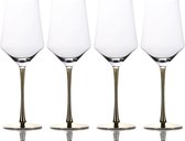 Intirilife 4x Wijnglas met goudkleurige steel - 380 ml inhoud - rode wijn wit Wijnglas bokaal kristalglas schokbestendig