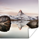 Poster Uitzicht vanaf de Stellisee op de Matterhorn in Zwitserland - 100x100 cm XXL