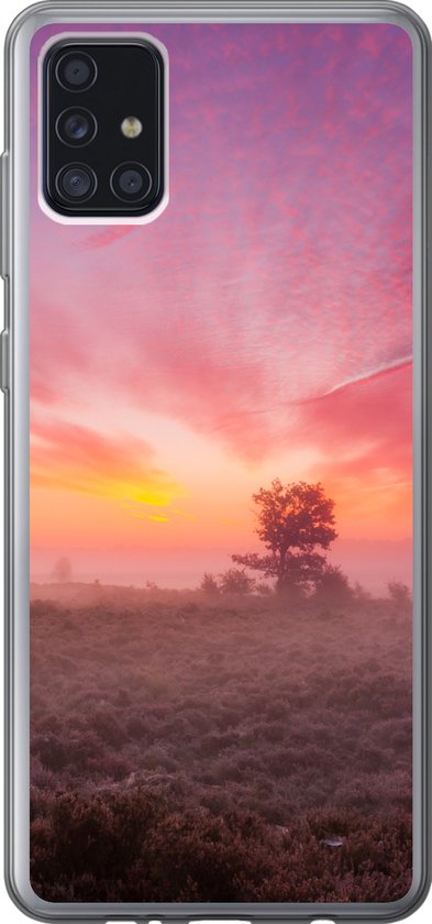 Foto: Samsung galaxy a52 5g hoesje paarse tinten in nederlands landschap siliconen telefoonhoesje