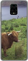 Geschikt voor Xiaomi Redmi Note 10 Lite hoesje - Schotse Hooglander - Gras - Water -Dieren - Siliconen Telefoonhoesje