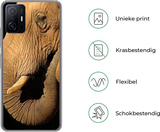 Coque Xiaomi 11 Lite 5G NE - Portrait en gros plan d'un éléphant sur fond noir - Coque de téléphone en Siliconen