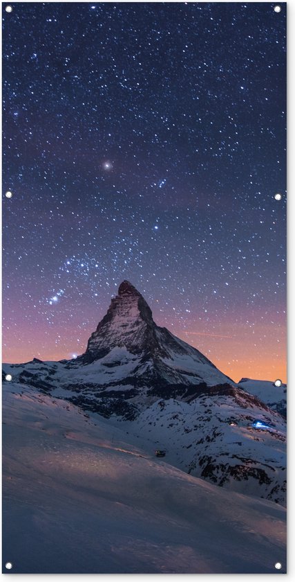 Wanddecoratie buiten Nacht boven het landschap tijdens de winter van Zwitserse Matterhorn - 80x160 cm - Tuindoek - Buitenposter