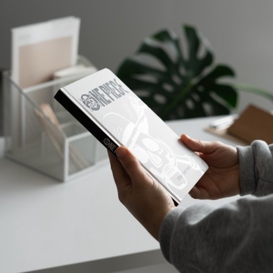 Carnet One Piece Netflix A5 avec stylo de projection