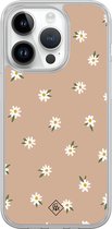 Casimoda® hoesje - Geschikt voor iPhone 14 Pro - Sweet Daisies - 2-in-1 case - Schokbestendig - Bloemen - Verhoogde randen - Bruin/beige, Transparant