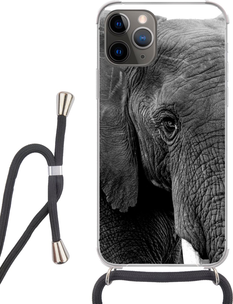 Telefoonhoesje Geschikt voor iPhone 13 Pro - Olifant - Dieren - Zwart - Wit - Natuur - Siliconen - Crossbody - Backcover met Koord - Telefoonhoesje met koord - Hoesje met touw Telefoonhoesje