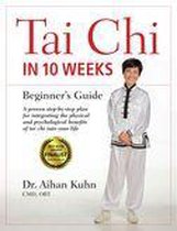 Boekomslag "Tai Chi In 10 Weken" met een vrouw in witte tai chi kleding.
