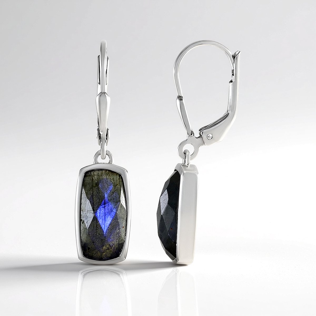 Cavill - 925 Sterling Zilveren Oorbellen - 6,75ct Blauwe Madagaskar Labradoriet - Gerhodineerd - Antiek Schaakbord Slijpvorm - Elegant