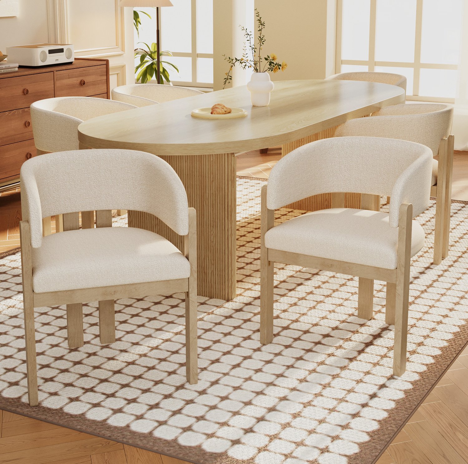STILVORA Eetkamerstoelen 60 x 51 x 80 cm - Set van 4 met Armleuningen - Voor Eetkamer en Woonkamer - Hout en Bouclé - Naturel