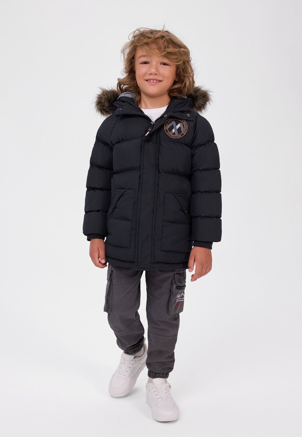 Minoti winterjas jongens – parka – afneembaar imitatiebont – zwart