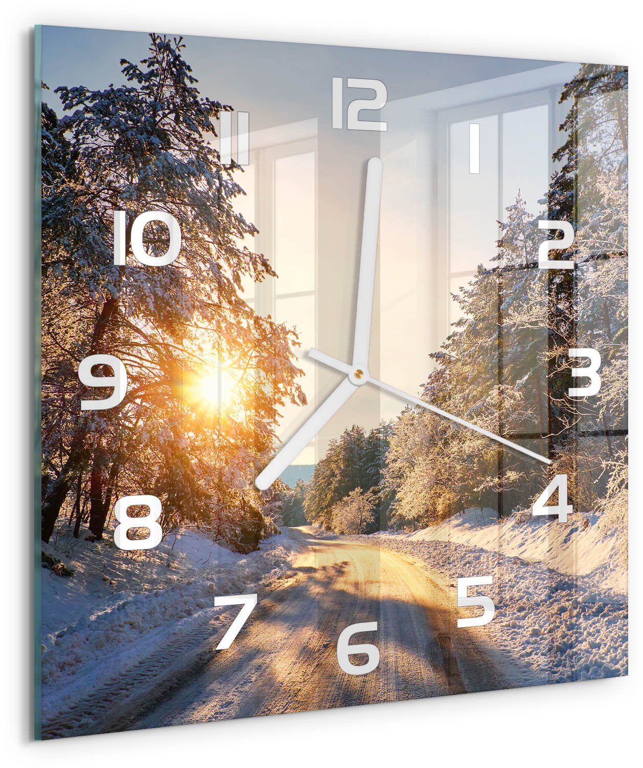 Tulup Wandklok - Een straat in het Winterbos. Gekleurde Glazen Klok - 30x30 cm - Geel Glazen Klok Met Print - Witte handen - Vierkante Klok - Moderne Wandklok Glas - Wandklok Glas Decoratie