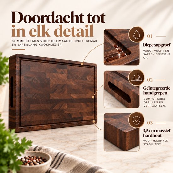 Overzicht van kenmerken van de walnoothouten snijplank: sapgroef, handgrepen en 3,5 cm dikte.