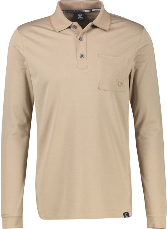 Beige poloshirt met lange mouwen, knoopsluiting, borstzakje en label.