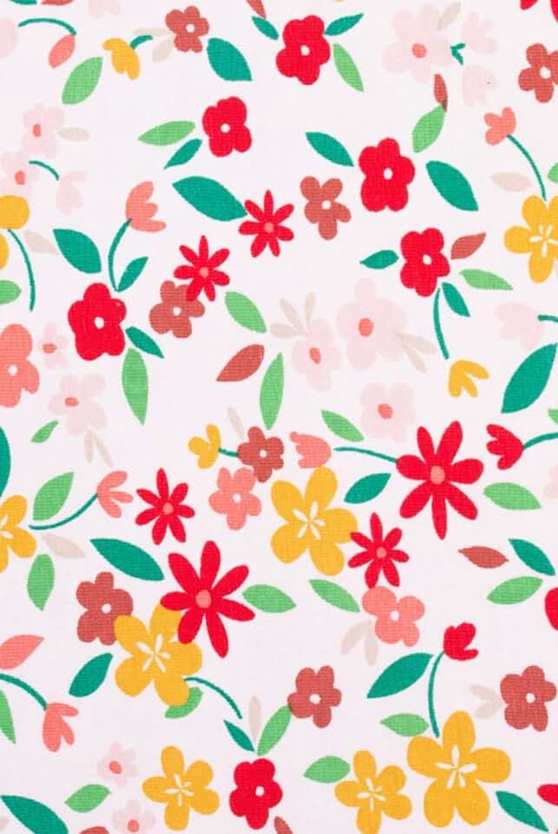 Bordado Floral: Cuaderno con Páginas Rayadas y Diseño de Flores Texturadas sobre Fondo Rosa