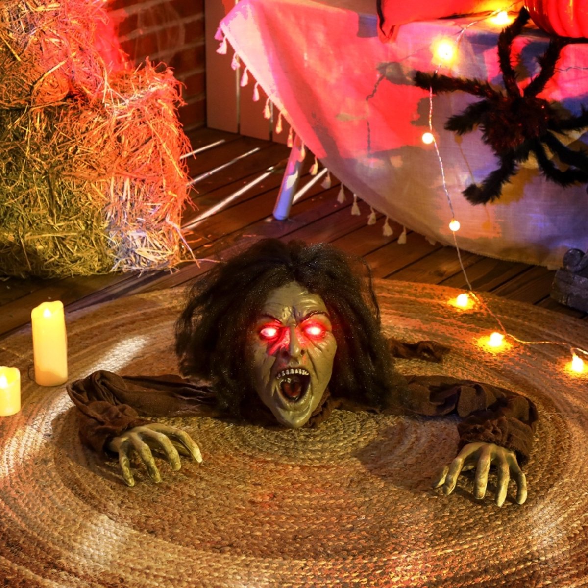 Feestdecoratievoorwerp Griezelige Kruipende Zombie Oma Met Geluid En Rode Ogen 140 X 60 X 20 Cm Kunststof Bruin Voor Halloween Binnen Buiten