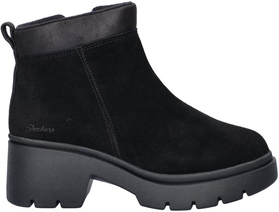 Zwarte suède Skechers laars met dikke zool en donker leren rand.
