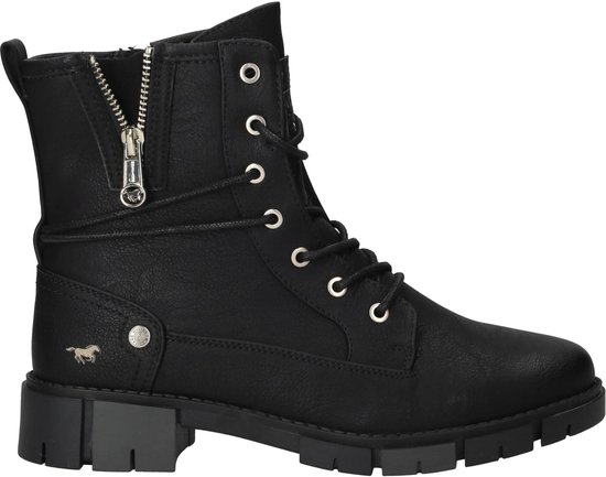 Zwarte leren veterboot met rits en veterdetails, dikke zool en logo van een paard op de zijkant.