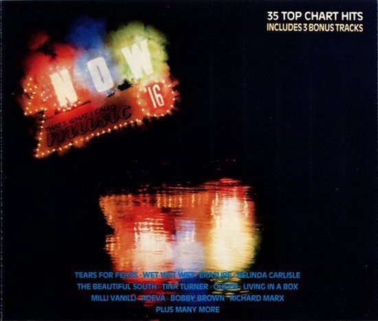 CD-hoes Now That's What I Call Music 16 met kleurrijke rook en reflecterend water, bevat 35 hits.