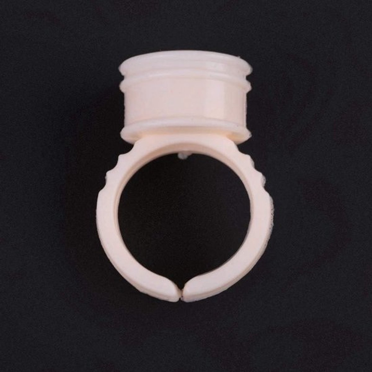 100Pcs Silicone Semi-permanent Tattoo Ink Ring Cup for Pigment Holder - Eyebrow Tattoo Tools - Microblading Finger Glue Cup - M Size Without Division .