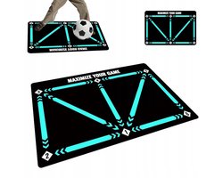 Voetbalmat - Voetbal Trainingsmat - Voetbal Trainingsmateriaal - Dribbelmat - 90x60 cm - Antislip - Schokabsorberend - Voetbal Speelgoed - Voor Schieten en Dribbelen - Thuis Training
