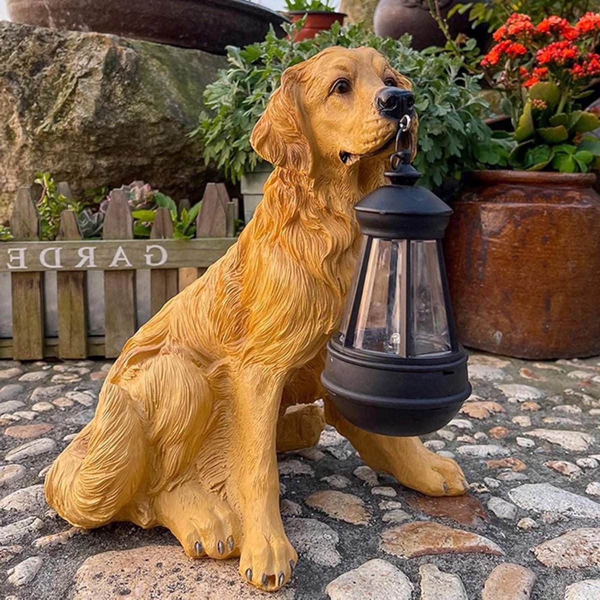 Hond Decoratie Lamp - Hondenbeeld Zonne-energie - Tuinverlichting Decoratie - Realistisch Hars Beeld - 28 x 19 x 29 cm