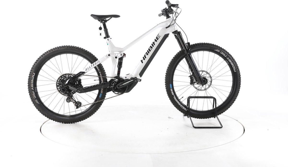 Haibike AllTrail 7 Elektrische full-suspension mountainbike Yamaha Accu 720Wh wit