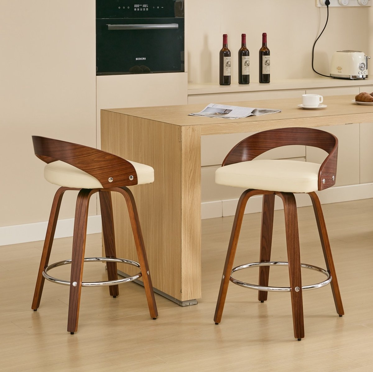 MEUNIQ barkrukken set van 2 met 360° draaibare zitting, lage rugleuning, 63 cm zithoogte, zachte gewatteerde zitting van kunstleer, beige voor keuken en kookeiland